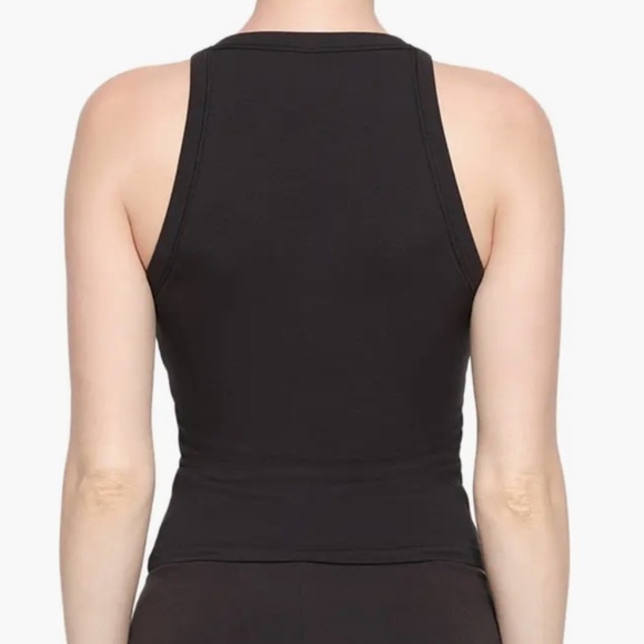 NWOT Skims Crew Neck Tank (size M) - Picture 2 of 3